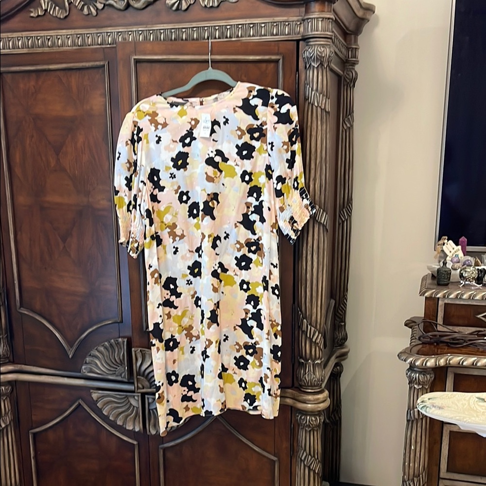 LOFT Black and Yellow Sheath Dress Short Sleeve Crew Neck